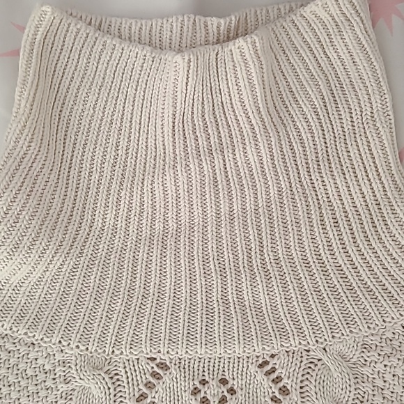 Knitted sweater - Picture 3 of 6